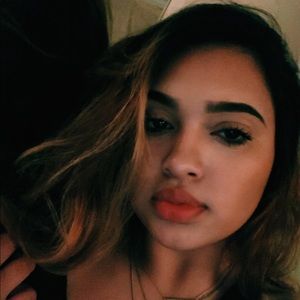 Meet your Posher, Kat